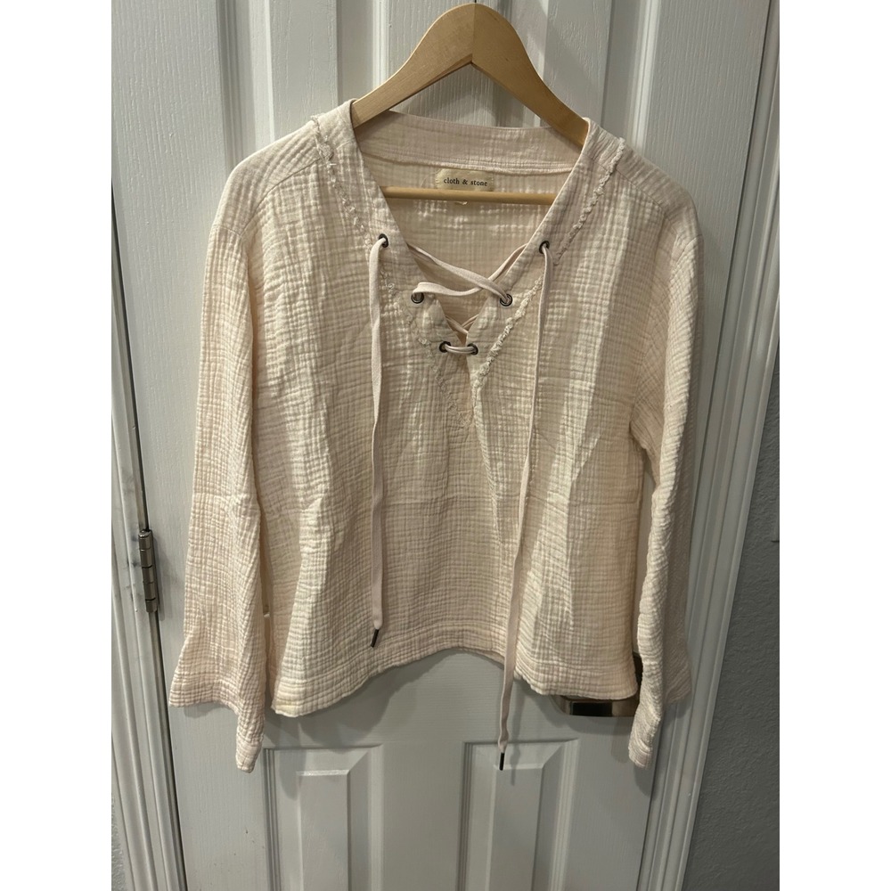 Cloth & Stone Cream/ soft pink Double Gauze Lace Up‎ V-Neck Top Medium